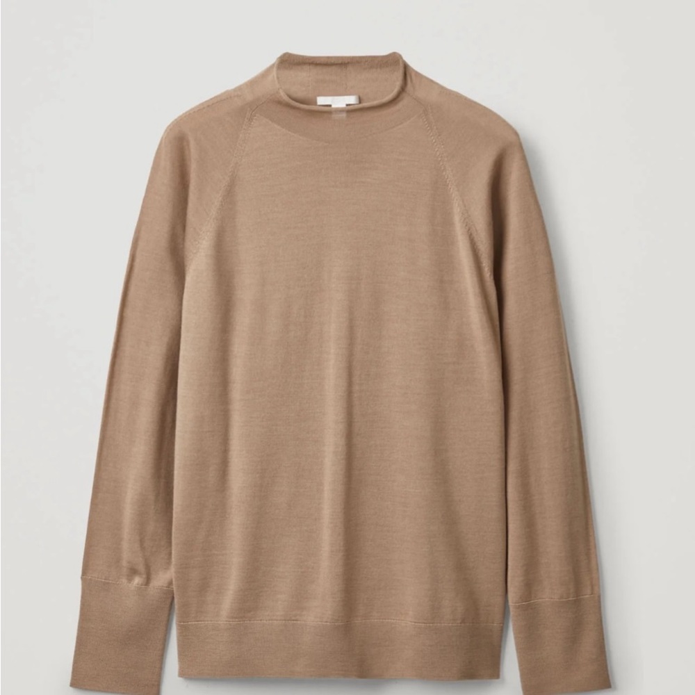 COS LIGHTWEIGHT WOOL-SILK SWEATER IN BEIGE